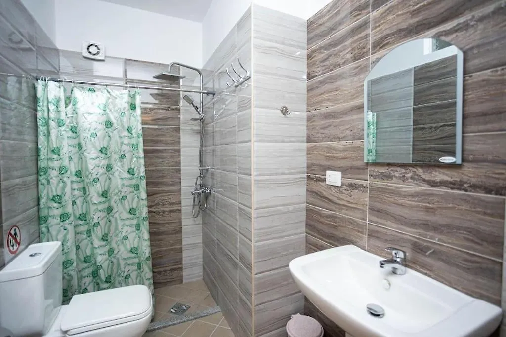Beach Side Comfort Flat 1 Vlorë 0*,